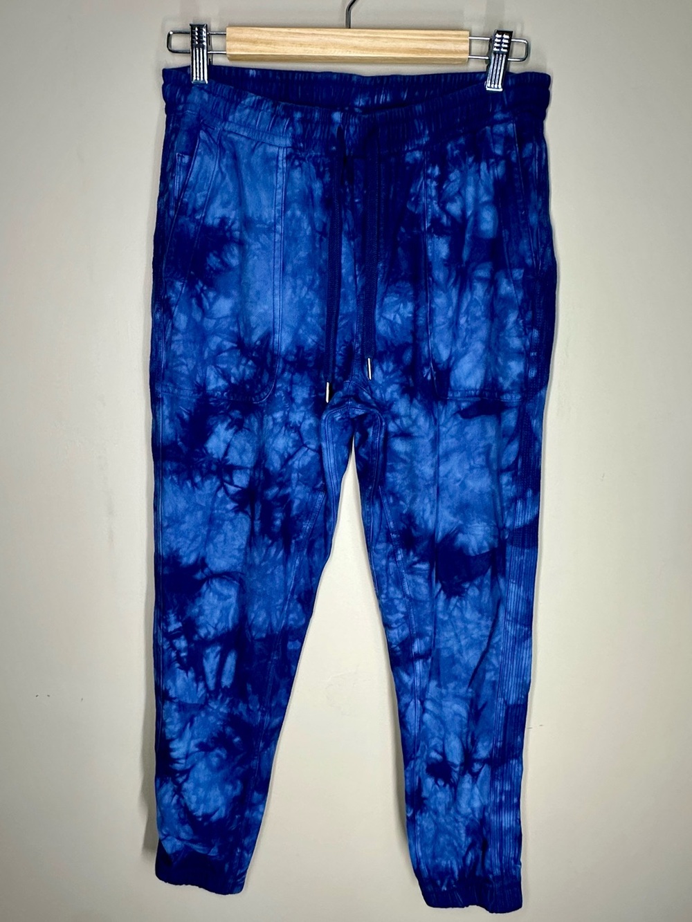 Athleta Farallon Jogger Blue Tie-Dye Women’s M